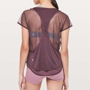 Lululemon Set The Course Short Sleeve
Arctic Plum